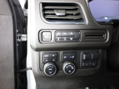 Used 2023 Chevrolet Tahoe Z71 w/ Z71 Off-Road Package image 11