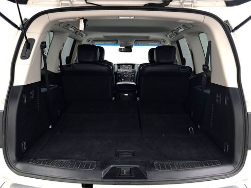 Used 2017 INFINITI QX80 4WD w/ Driver Assistance Package image 32