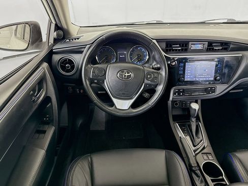 Used 2019 Toyota Corolla XSE image 24