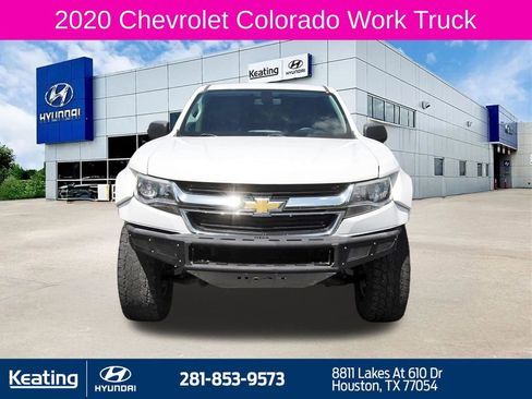 Used 2020 Chevrolet Colorado W/T w/ WT Convenience Package AWD/4WD image 2