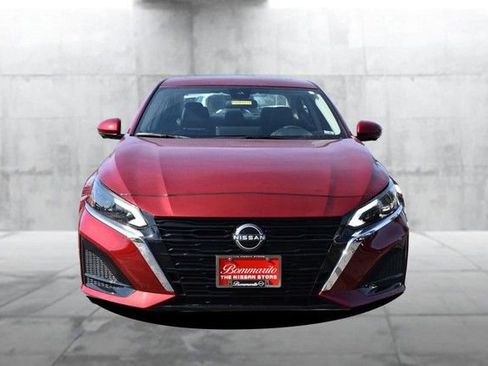 Certified 2025 Nissan Altima 2.5 SL image 4