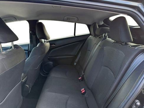 Used 2017 Toyota Prius Two w/ Carpet Mat Package image 11