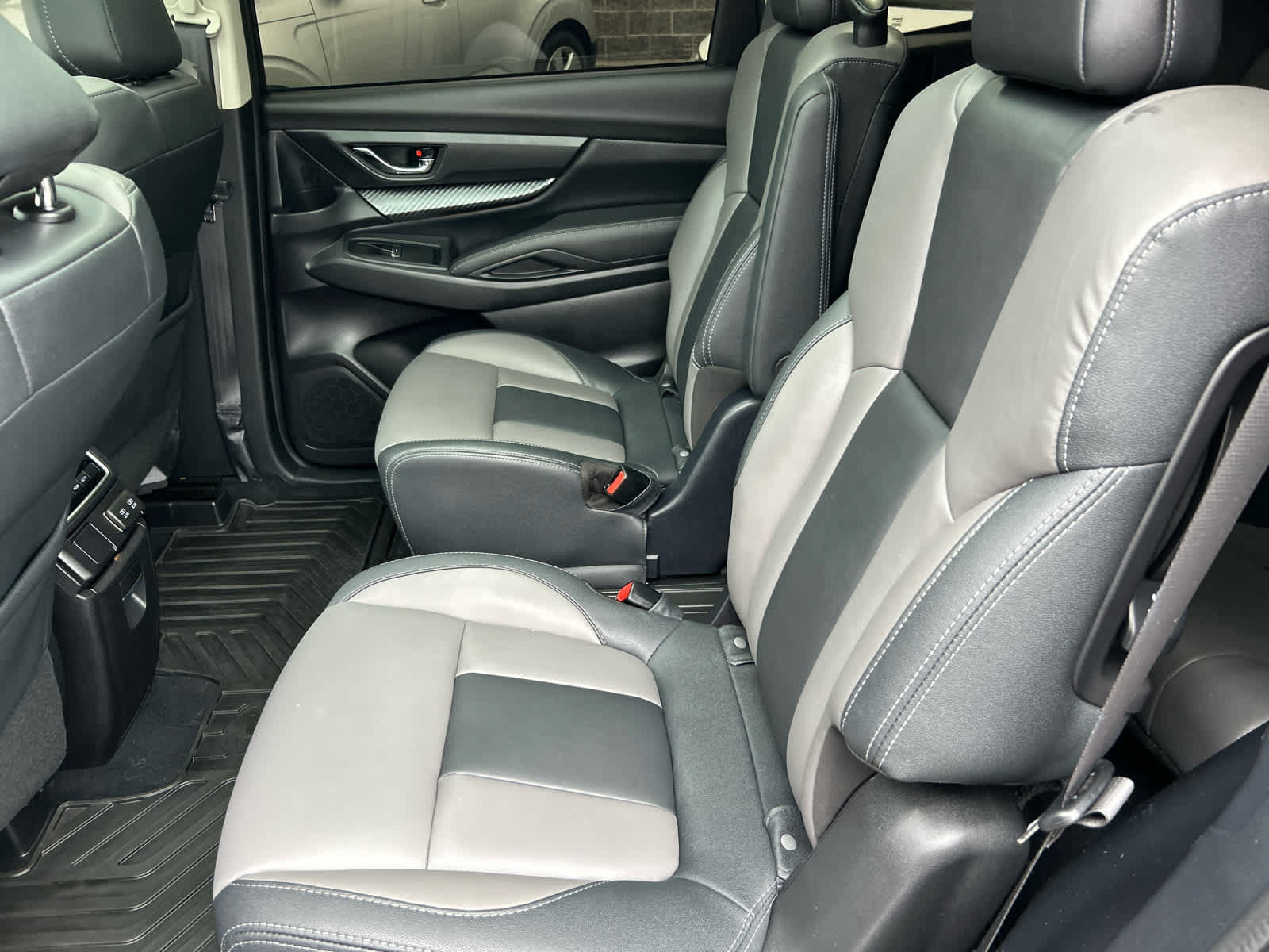 Used 2022 Subaru Ascent Onyx Edition AWD/4WD image 26
