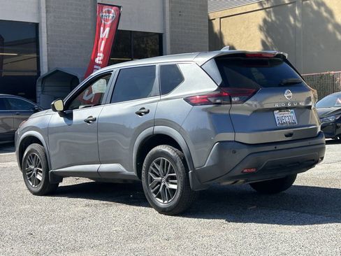 Certified 2021 Nissan Rogue S image 4