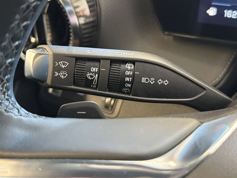 Used 2025 Chevrolet Equinox LT image 37