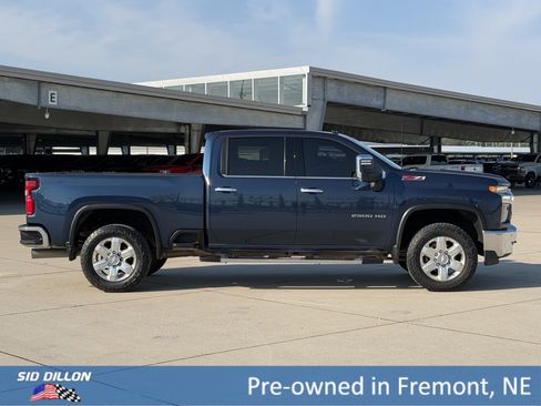 Used 2020 Chevrolet Silverado 2500 LTZ w/ LTZ Plus Package AWD/4WD image 3