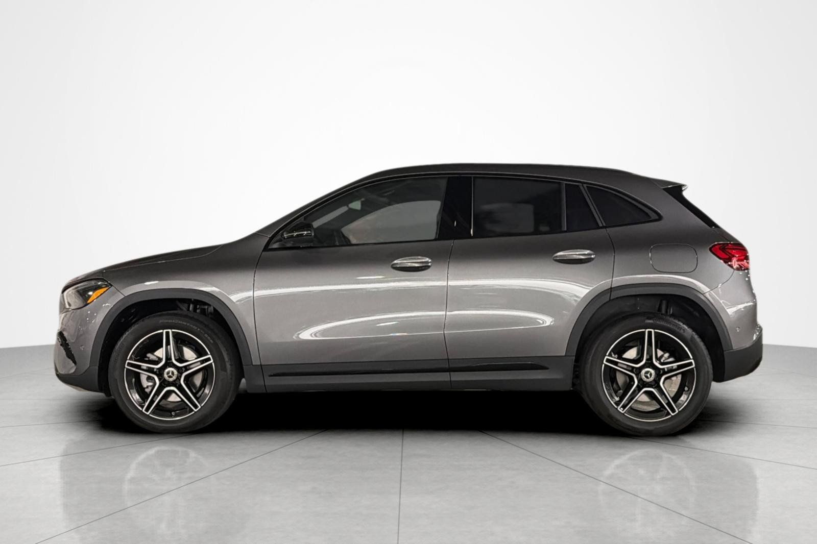 New 2026 Mercedes-Benz GLA 250 image 2