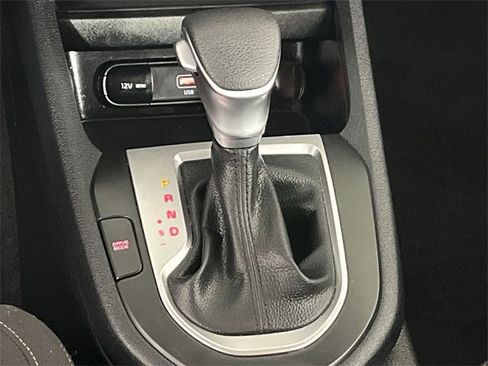 Certified 2024 Kia Forte LXS w/ LXS Technology Package image 19