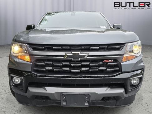Used 2022 Chevrolet Colorado Z71 image 2
