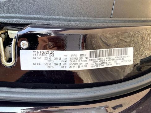 Used 2019 Chrysler Pacifica Touring-L w/ S Appearance Package FWD image 29