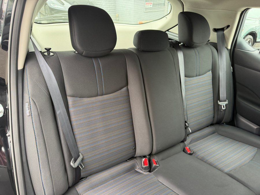 Used 2025 Nissan Leaf S FWD image 34