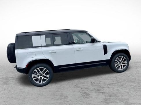 New 2026 Land Rover Defender 110 X-Dynamic SE AWD/4WD image 7