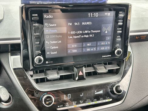 Used 2022 Toyota Corolla LE w/ LE Convenience Package FWD image 16