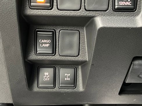 Used 2026 Nissan Frontier PRO-4X w/ Pro-4x Convenience Package image 45