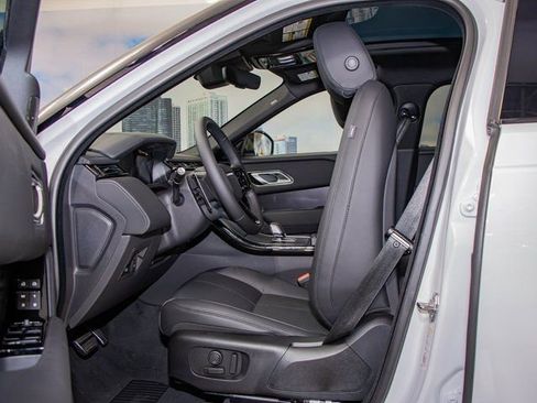 New 2026 Land Rover Range Rover Velar Dynamic SE image 20