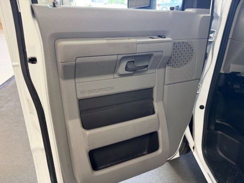 Used 2023 Ford E-350 and Econoline 350 Super Duty w/ Driver's Safety Package RWD image 8