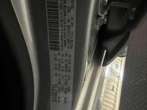 Certified 2020 RAM 1500 Laramie image 39