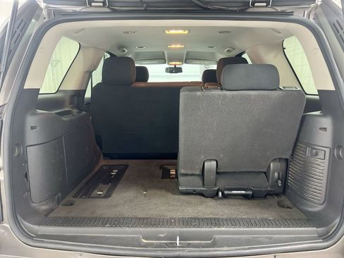 Used 2013 Chevrolet Tahoe LS w/ Convenience Package RWD image 23