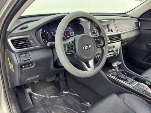 Used 2016 Kia Optima EX image 12