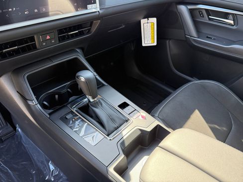 New 2026 MAZDA CX-5 Preferred AWD/4WD image 13
