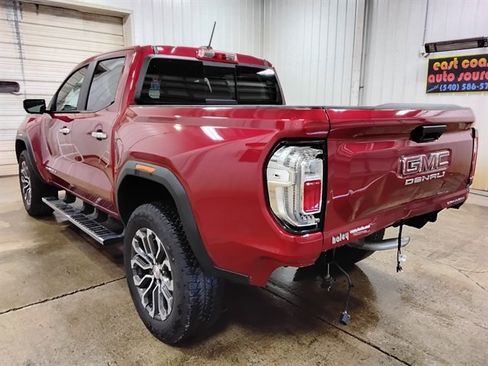 Used 2024 GMC Canyon Denali AWD/4WD image 6