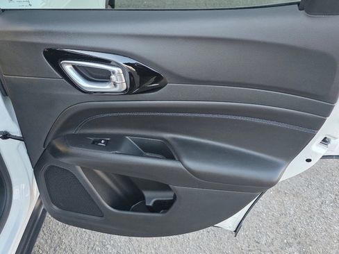 Used 2026 Jeep Compass Limited w/ Limited Altitude Pack image 22