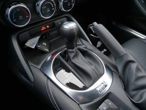 Used 2025 MAZDA MX-5 Miata Grand Touring image 24