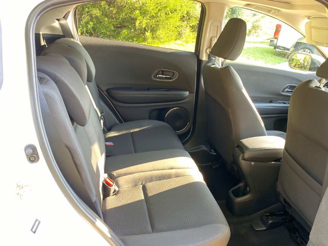 Used 2020 Honda HR-V EX image 32
