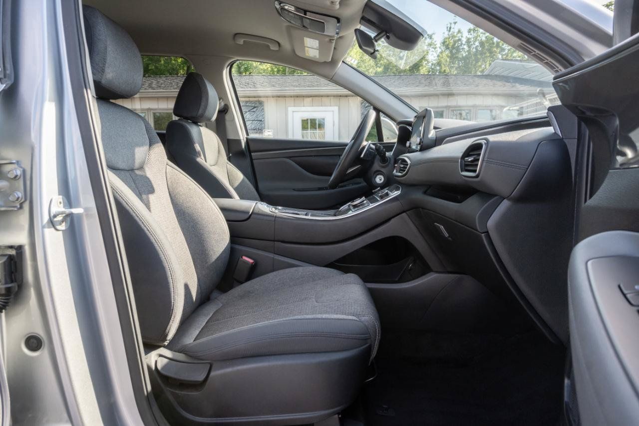 Used 2021 Hyundai Santa Fe SE FWD image 26