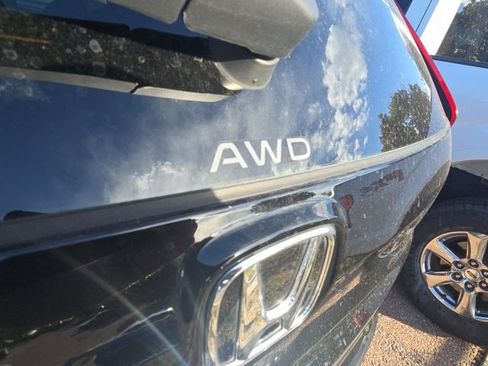 Certified 2025 Honda CR-V EX image 10