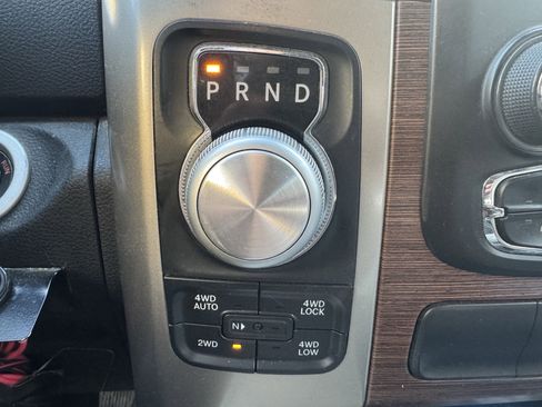 Used 2015 RAM 1500 Laramie w/ Convenience Group image 15