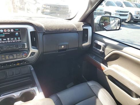 Used 2018 GMC Sierra 1500 SLT image 15