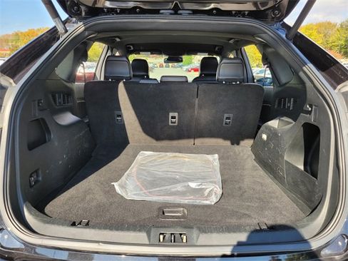 Used 2021 Ford Edge ST-Line image 15