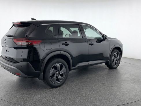 Used 2025 Nissan Rogue SV AWD/4WD image 9