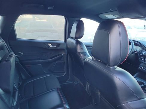 Used 2023 Ford Escape ST-Line image 32