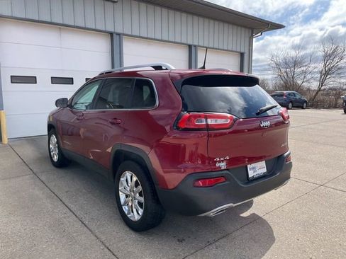 Used 2016 Jeep Cherokee Limited w/ Luxury Group image 7