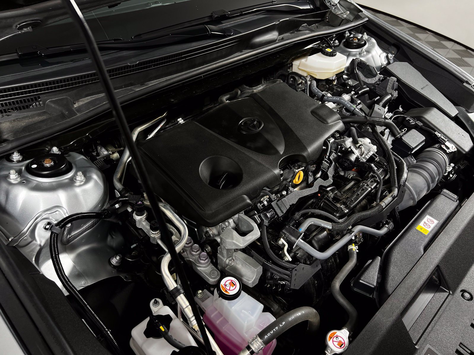 Certified 2025 Toyota Camry LE FWD image 10