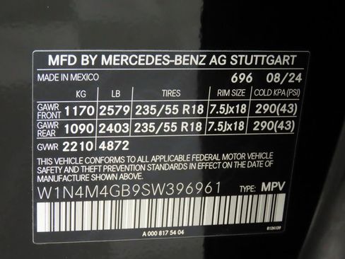 Certified 2025 Mercedes-Benz GLB 250 image 32