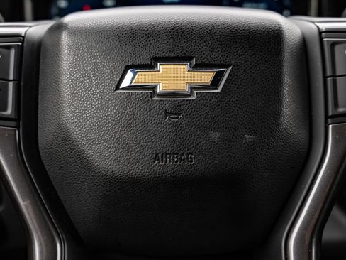 Used 2024 Chevrolet Silverado 1500 High Country w/ Technology Package AWD/4WD image 33