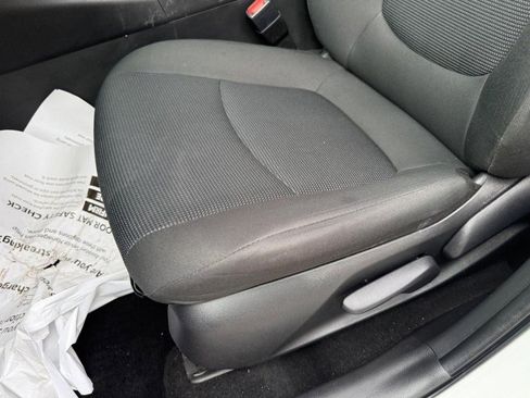 Used 2024 Toyota RAV4 LE image 17