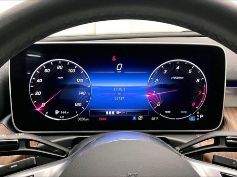 Used 2024 Mercedes-Benz C 300 Sedan image 23