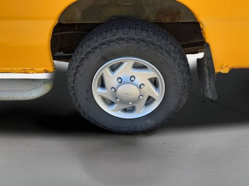 Used 2012 Ford E-250 and Econoline 250 w/ PWR Group RWD image 28
