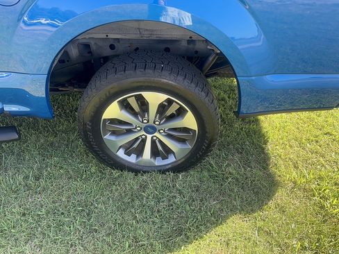 Used 2019 Ford F150 XL w/ Equipment Group 101A Mid AWD/4WD image 14