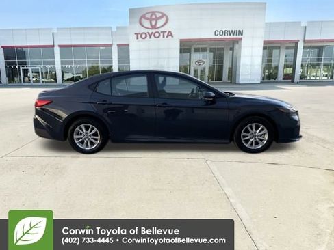 Used 2025 Toyota Camry LE image 6