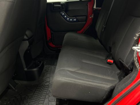 Used 2017 Jeep Wrangler Unlimited Sport w/ Quick Order Package 23S AWD/4WD image 9
