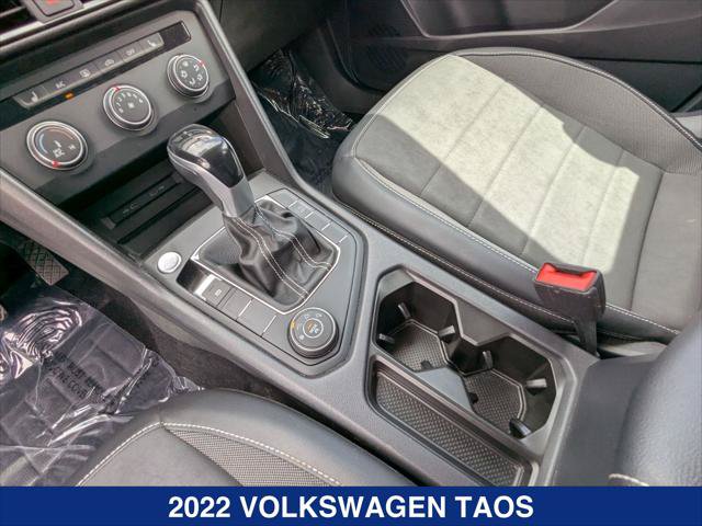 Certified 2022 Volkswagen Taos SE AWD/4WD image 15