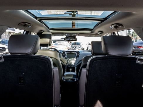 Used 2018 Hyundai Santa Fe Limited image 37