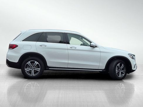 Used 2022 Mercedes-Benz GLC 300 4MATIC image 4