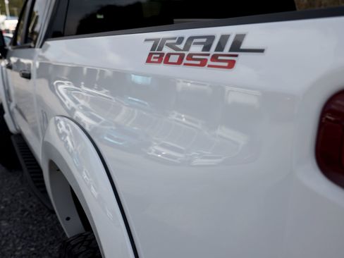 New 2025 Chevrolet Silverado 1500 LT Trail Boss w/ Convenience Package II image 22