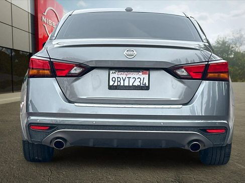 Used 2022 Nissan Altima 2.5 SR image 8